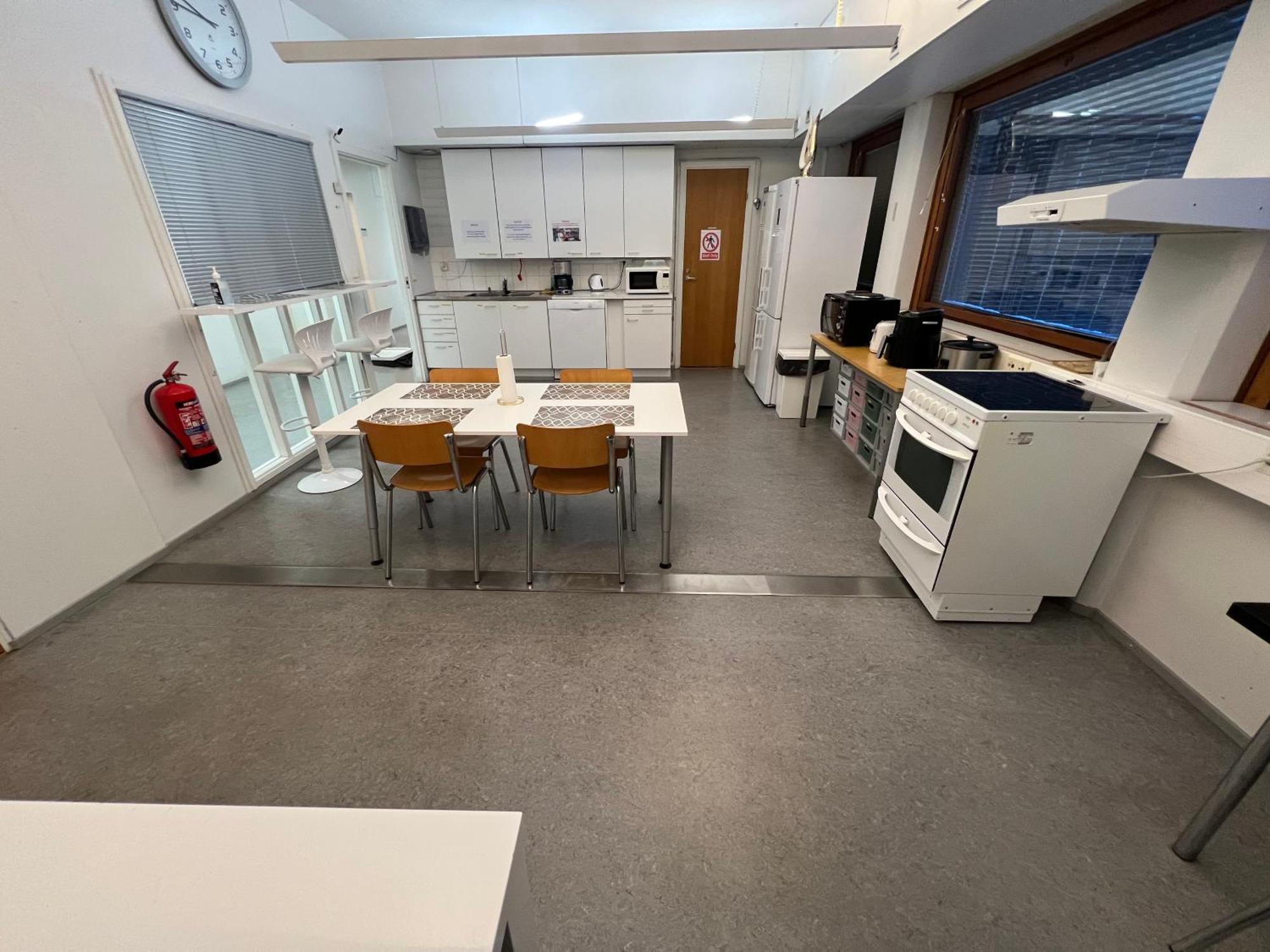 Office House Services 210
