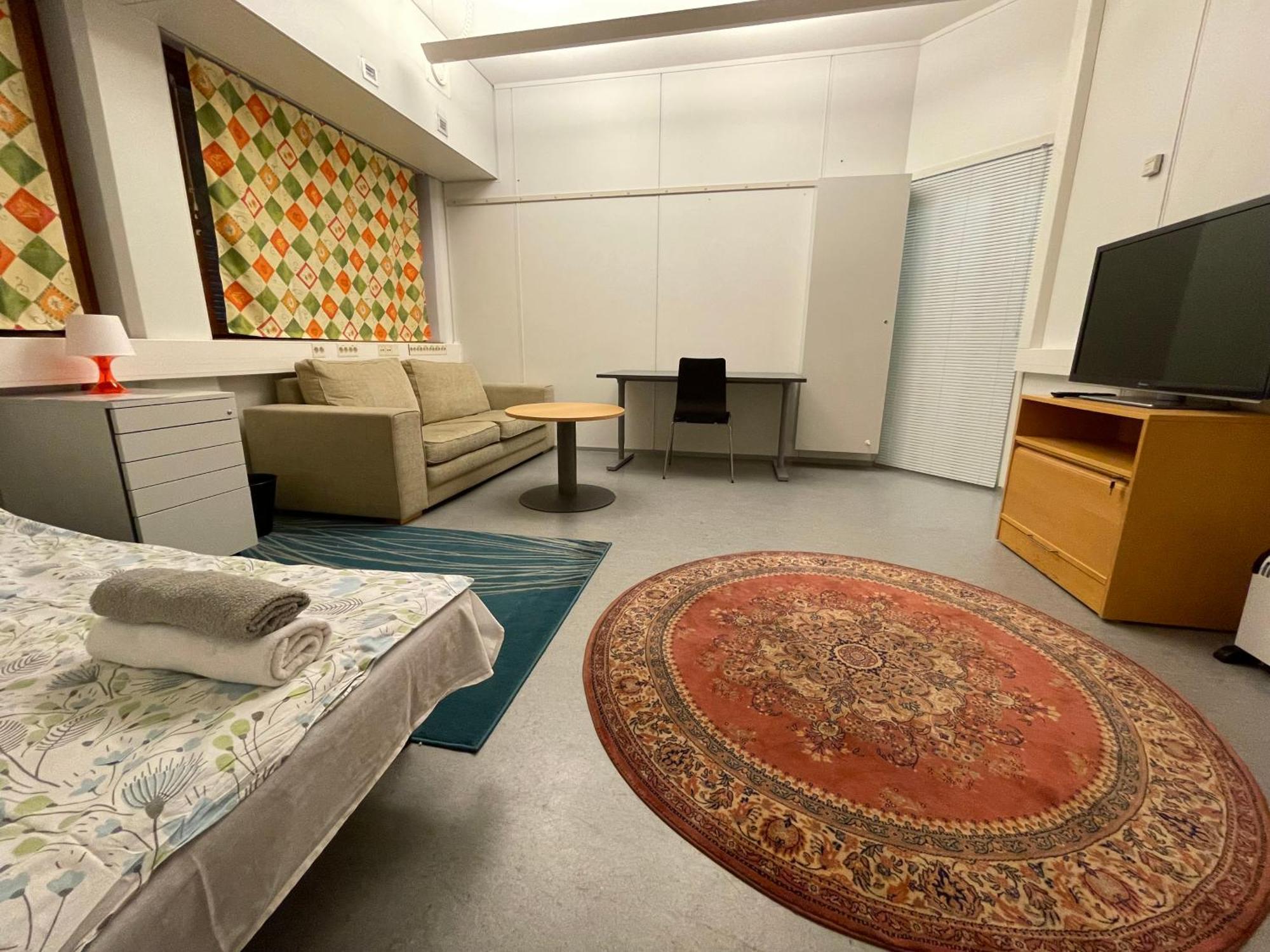 Guesthouset Office House Services 210