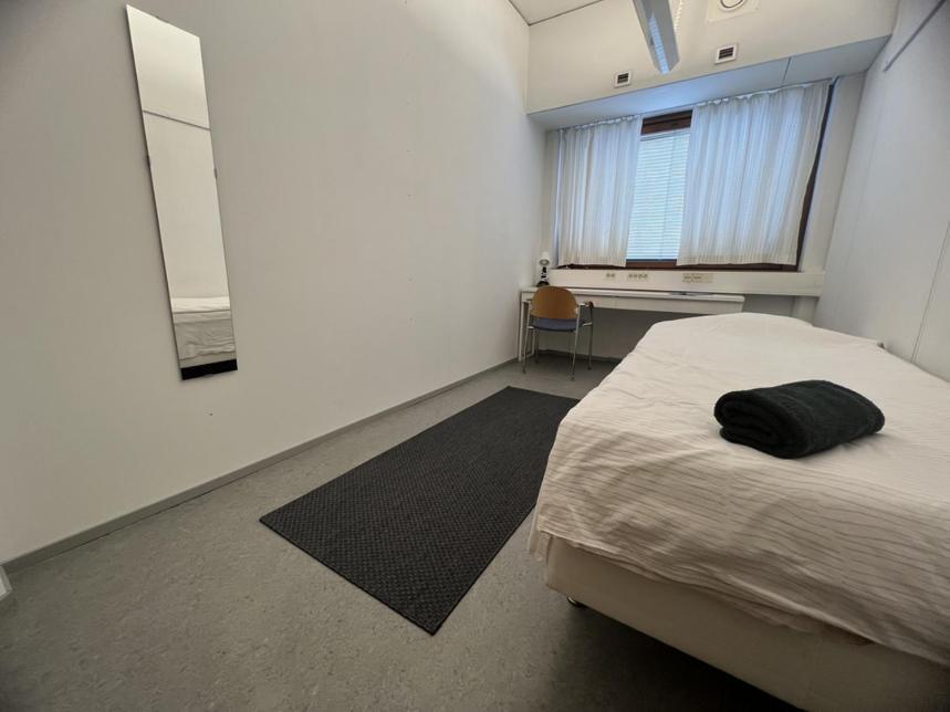 Office House Services 210